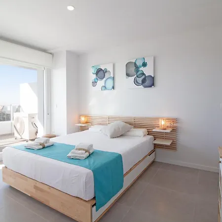 Global Properties, Con Amplia Terraza Con Vistas Al Mar *
